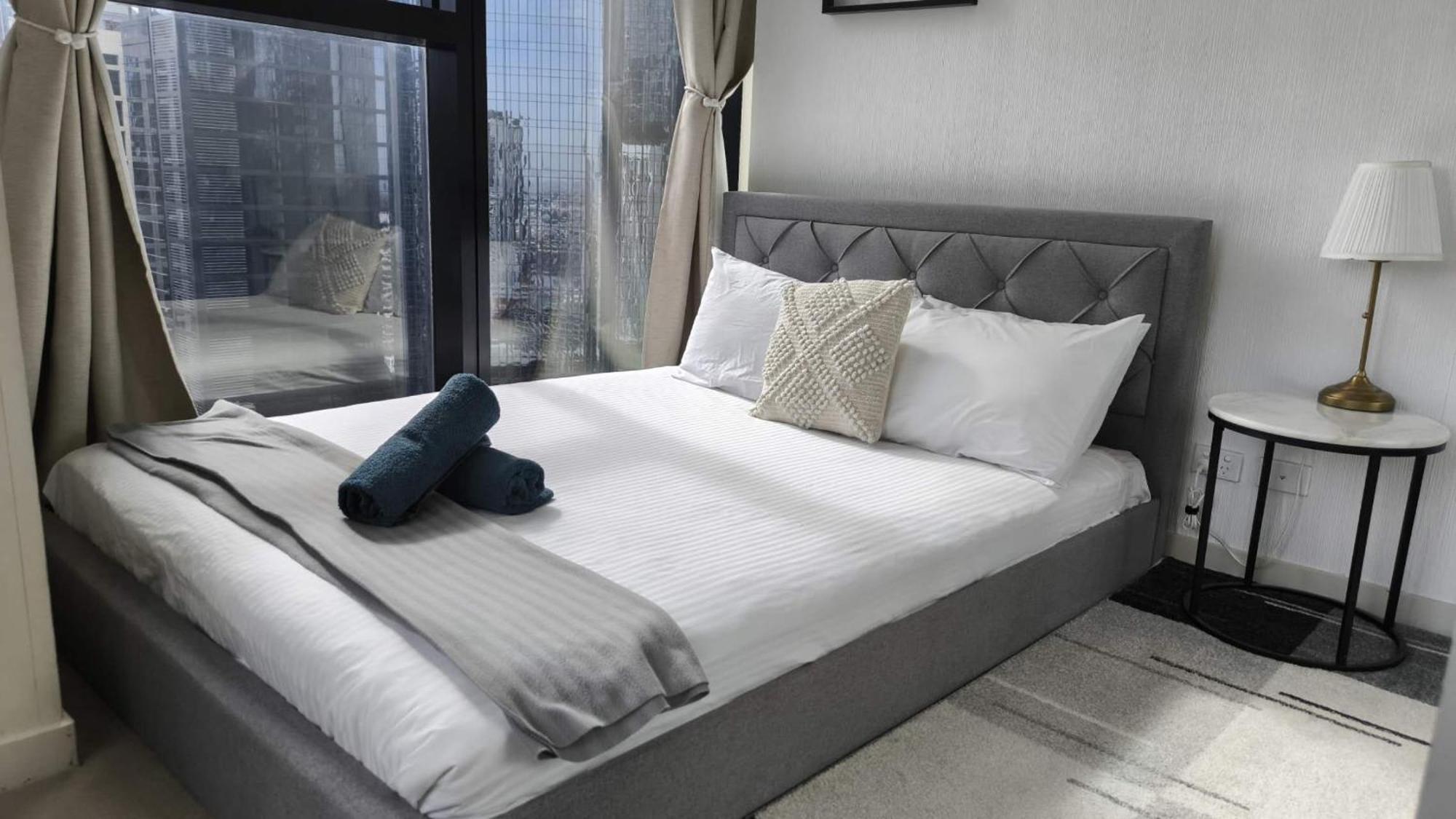 Cozy Cbd 2 Bedroom Apartment With Car Park, Melbourne